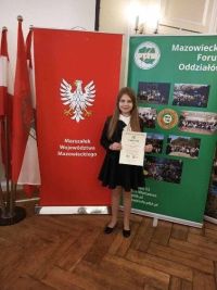 Reprezentantka Szkoły Podstawowej w Niedziałce w finale Ogólnopolskim Konkursu Krasomówczego w Legnicy